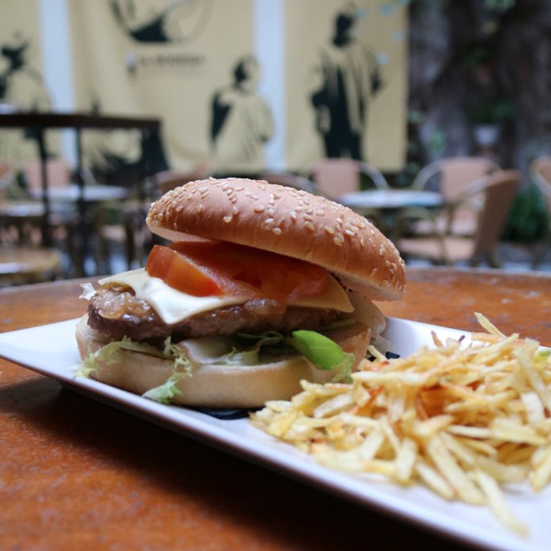 hamburguesa tabanco damajuana jerez bar