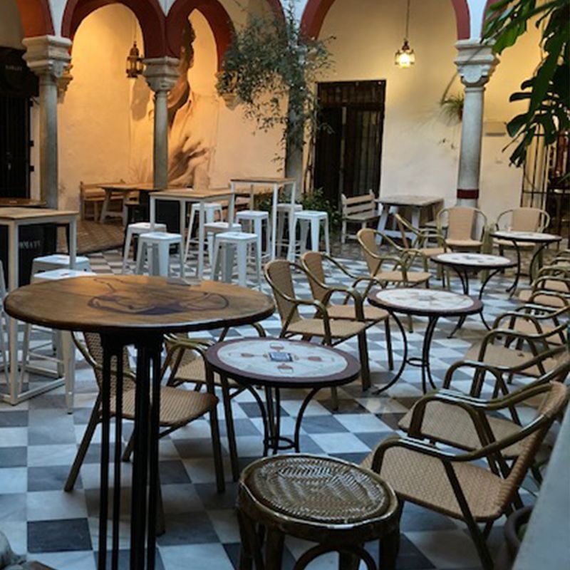 tabanco damajuana jerez patio bar tapa