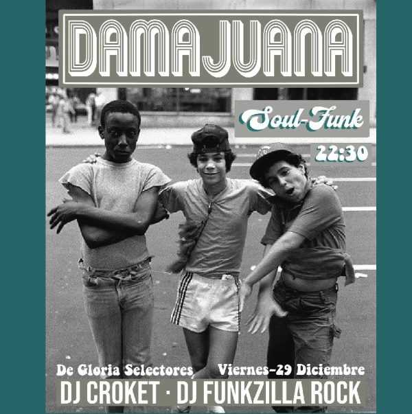 DJ de vinilos pinchan en directo en Damajuana Cafe Bar